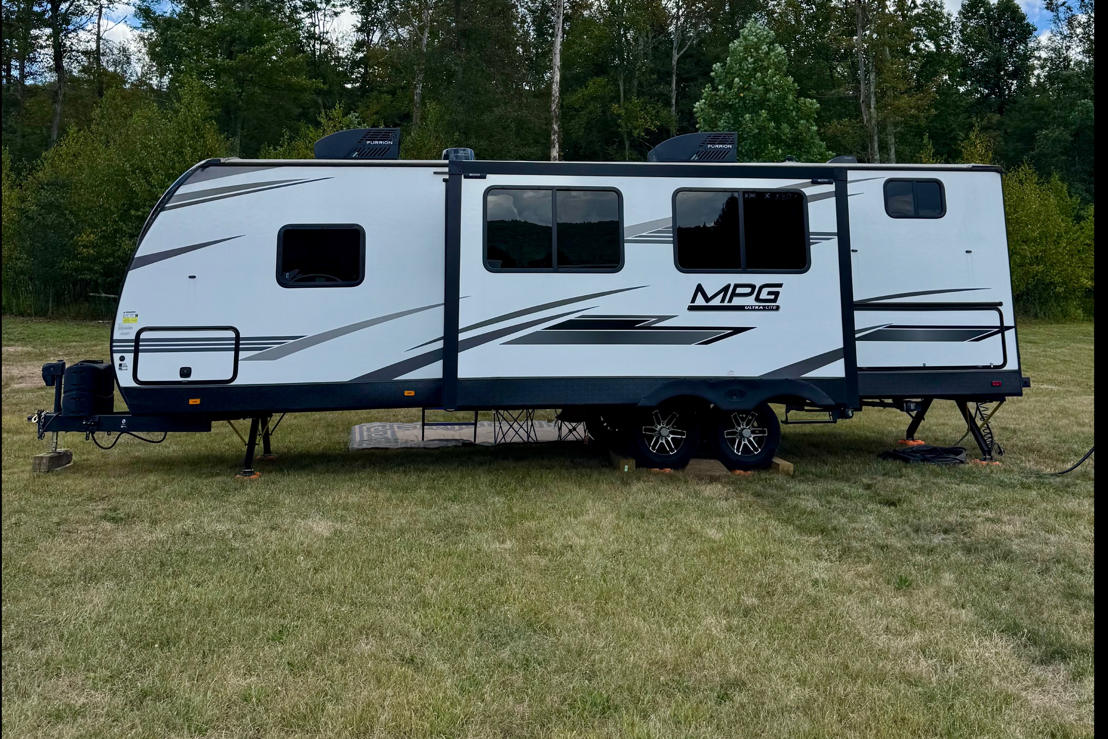 Eugene's Cruiser RV Travel Trailer