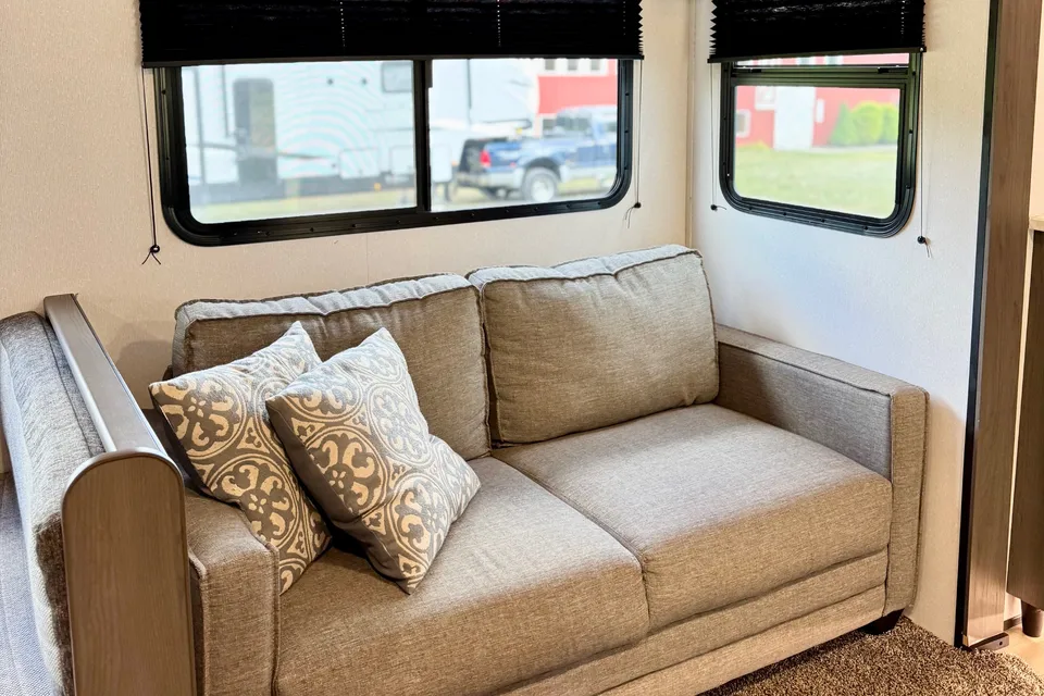 Eugene's Cruiser RV Travel Trailer