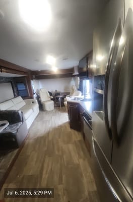 Luxury Georgetown 351DS Class A RV Rental!
