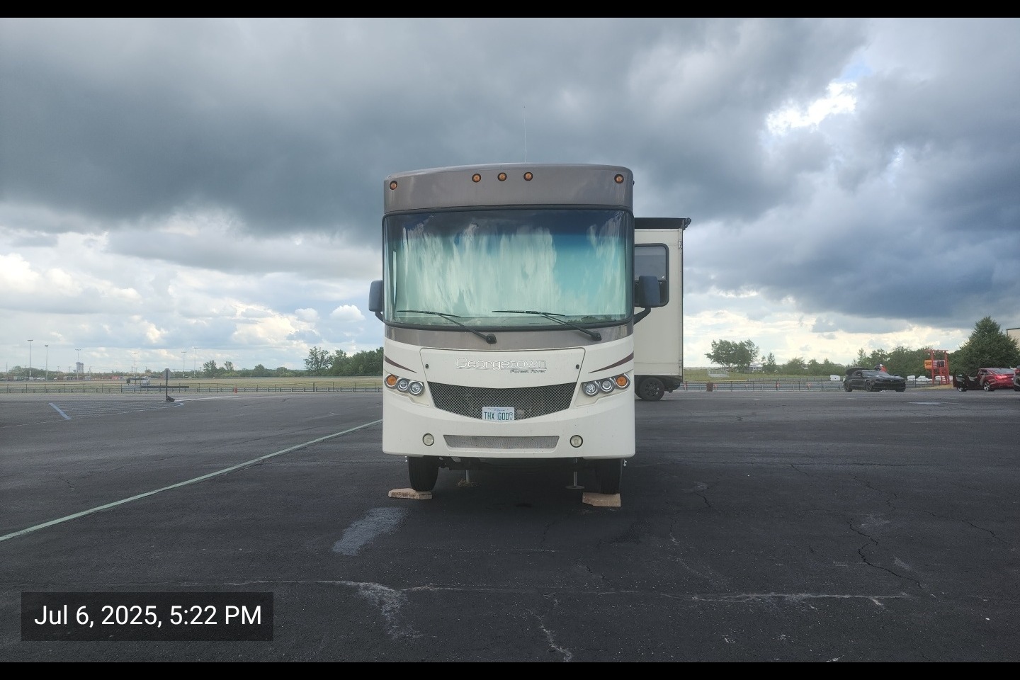 Luxury Georgetown 351DS Class A RV Rental!