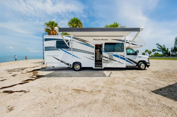 Brand New! Beautiful 2023 Thor Class C