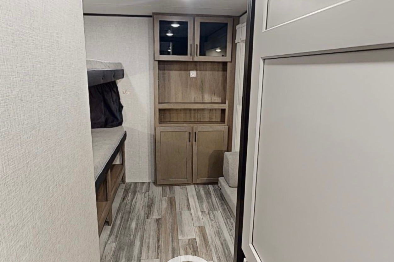 Wesley's Delivery Only Jayco 321BDS Travel Trailer