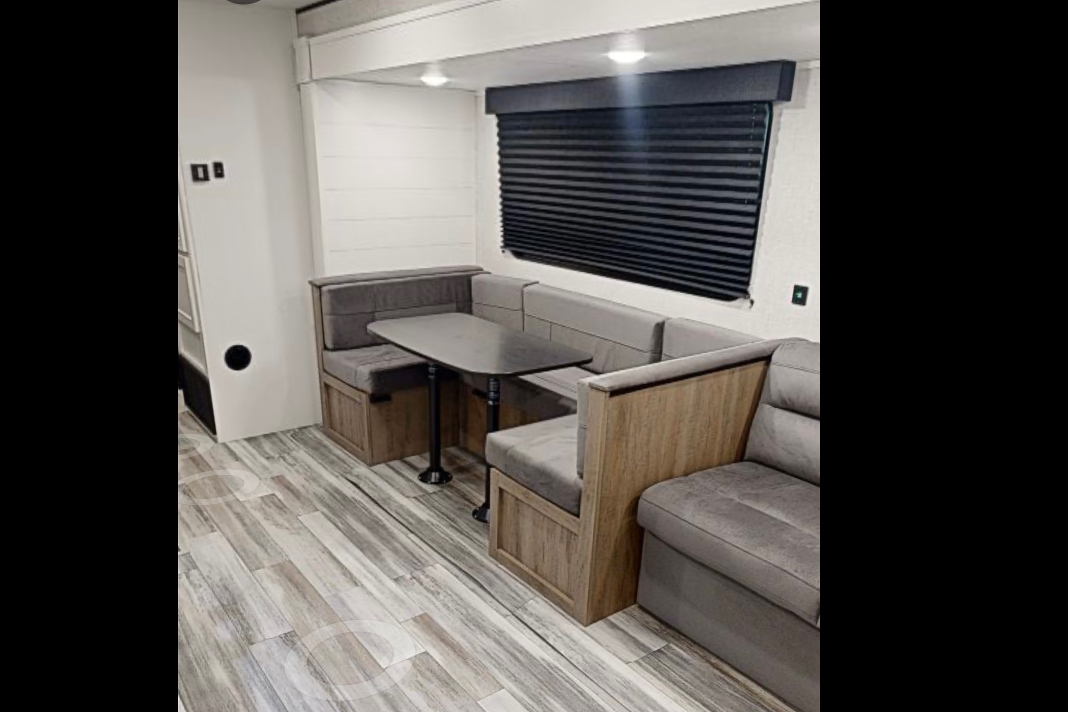 Wesley's Delivery Only Jayco 321BDS Travel Trailer
