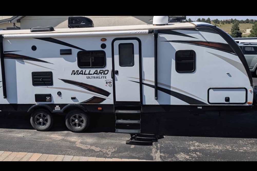 Scooter’s Heartland M26 Travel Trailer