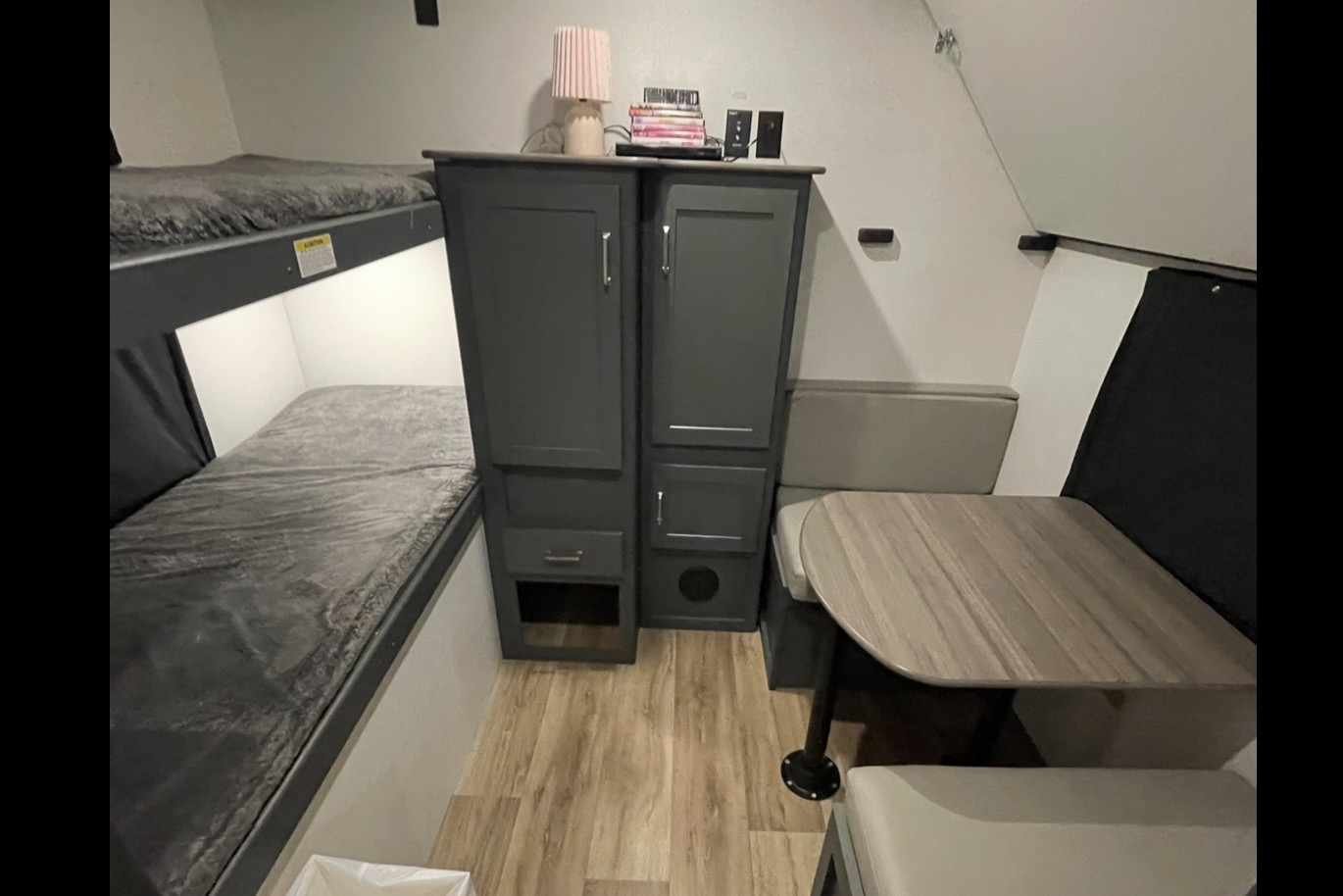 👀Sleeps 8-10! 2 AC’s 🥵Privacy! Has it all! Delivered and Setup!