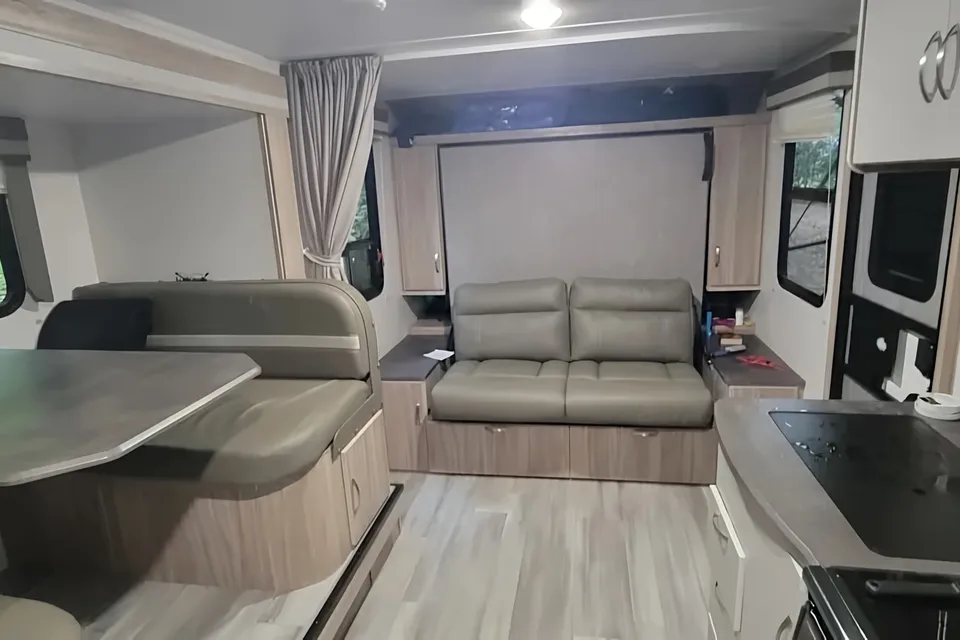 Christopher Rose's Winnebago Micro Mini