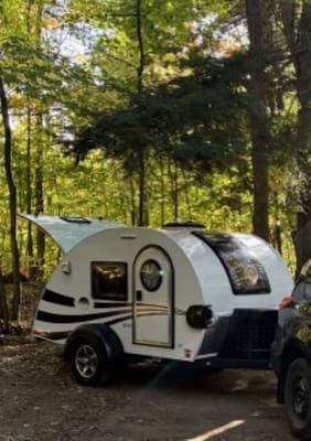 Stylish Teardrop Getaway - Perfect for 2 - Simple, Stress-Free Camping