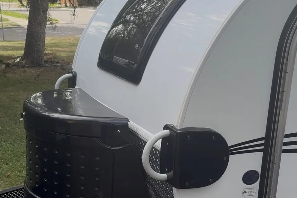 Stylish Teardrop Getaway - Perfect for 2 - Simple, Stress-Free Camping