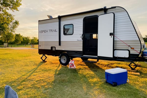 π The Campventure Cruiser π Sleeps 6 β’ Dutchman Travel Trailer β’ Ready for adventure!