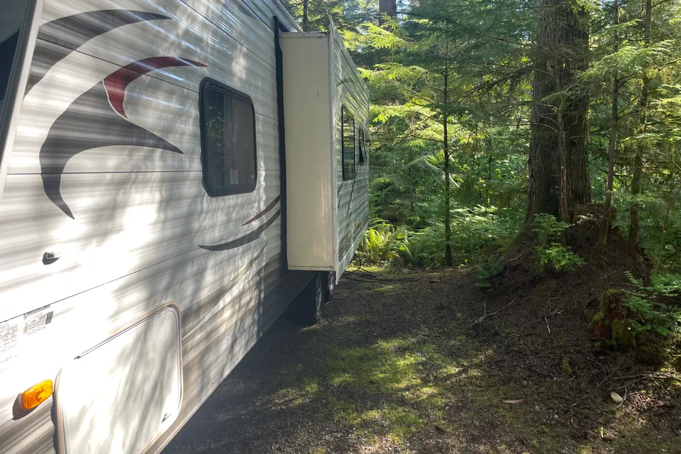 Dutchmen Island Trail Travel Trailer