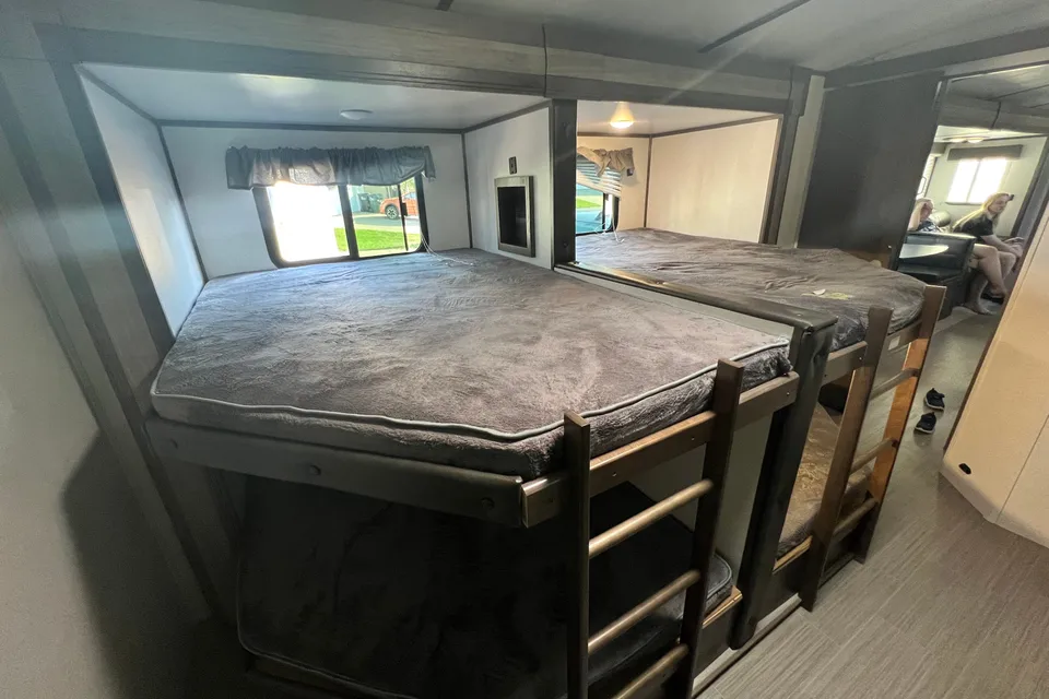 Dan's Keystone Passport 34QD Travel Trailer