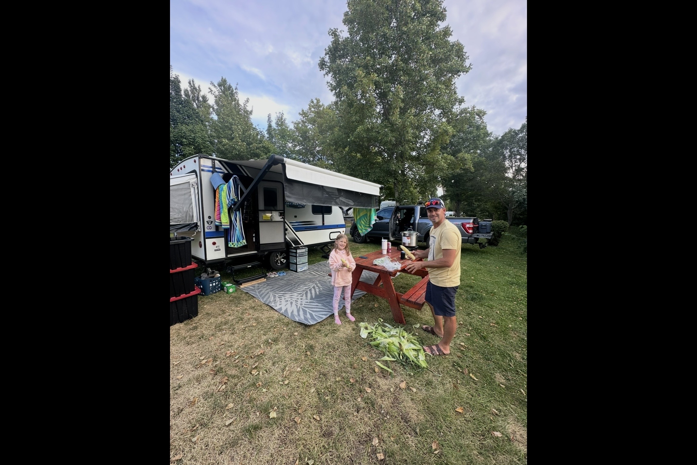 Angelle's Jayco Jay Feather X17Z Hybrid