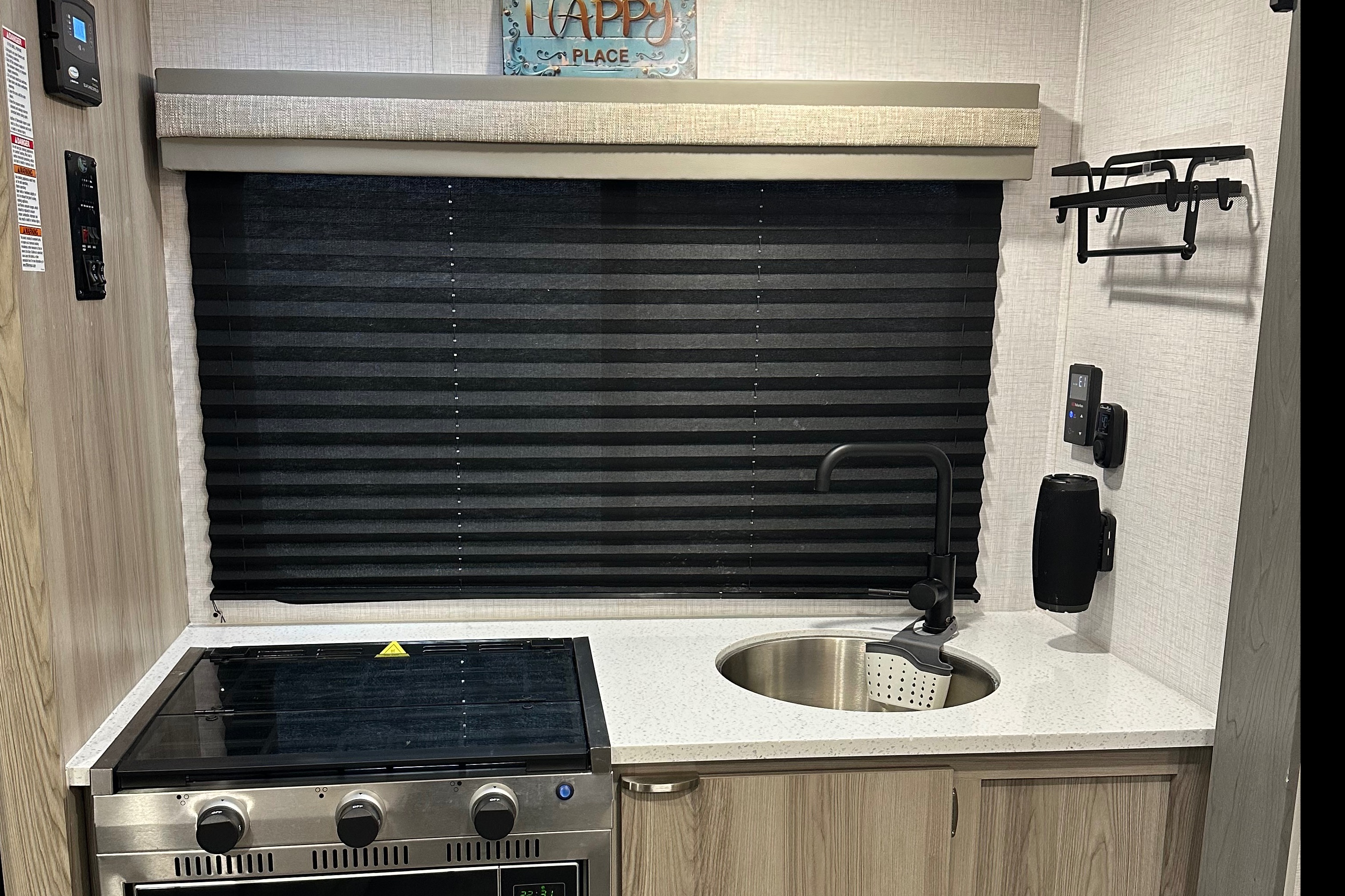Melvin's FOREST RIVER INC RECT Travel Trailer