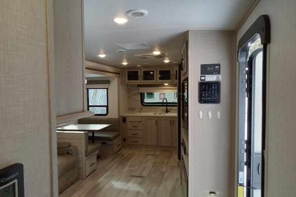 Gordon's Summer Fun Forest River Rockwood Signature model 8335SB Travel Trailer