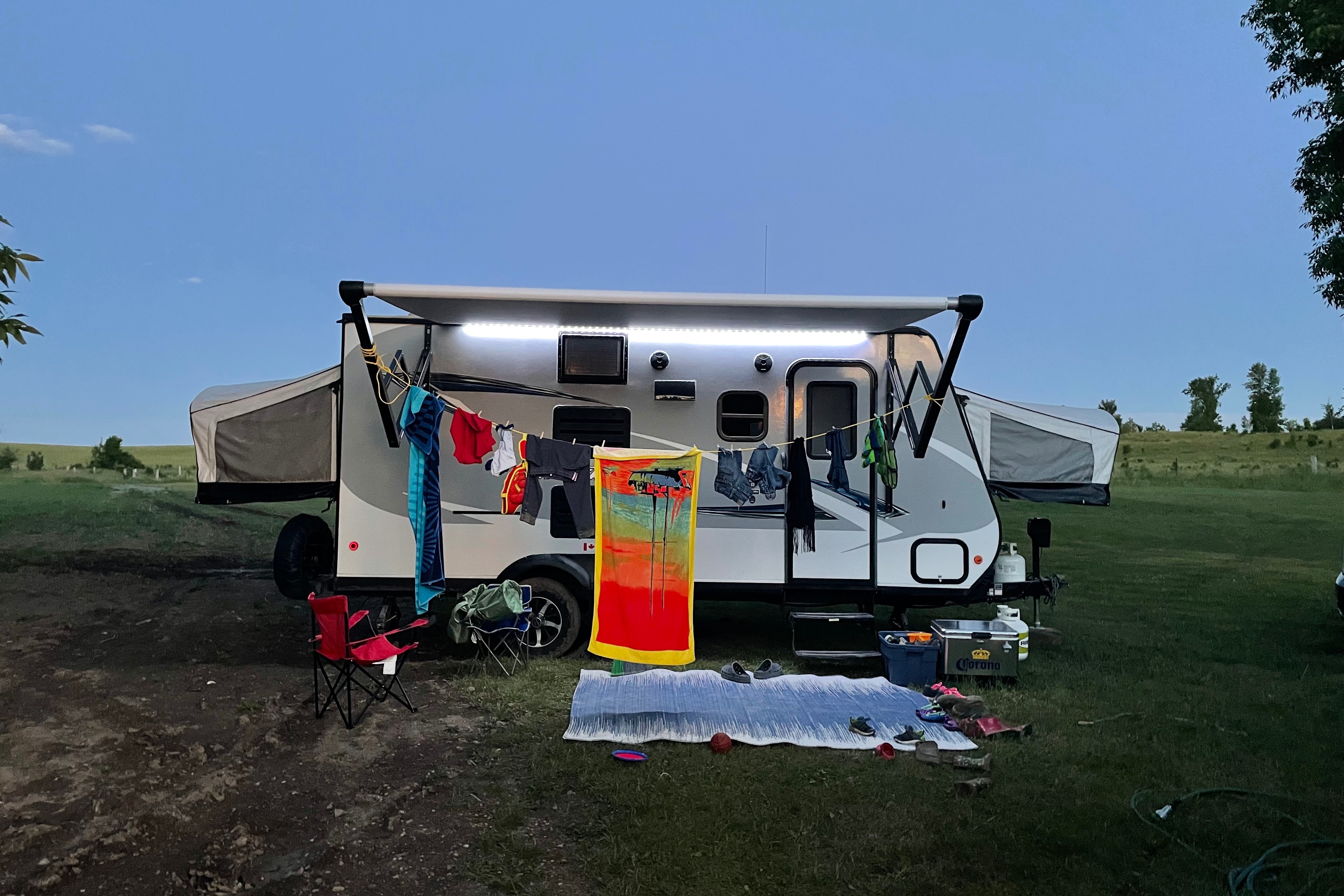 Sarah and Chris's Jayco 17FXD Hybrid