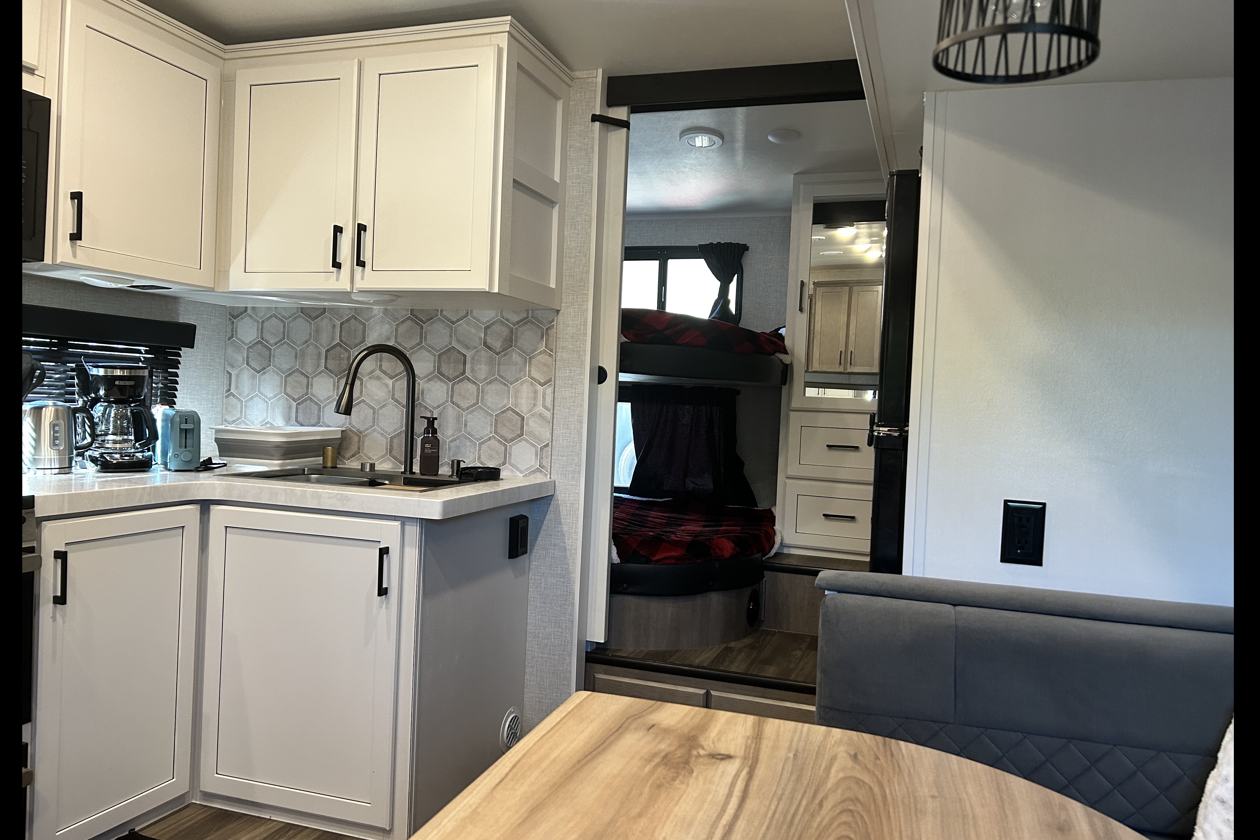 Your Home Away From Home-Jayco Eagle 2025 Fifth Wheel