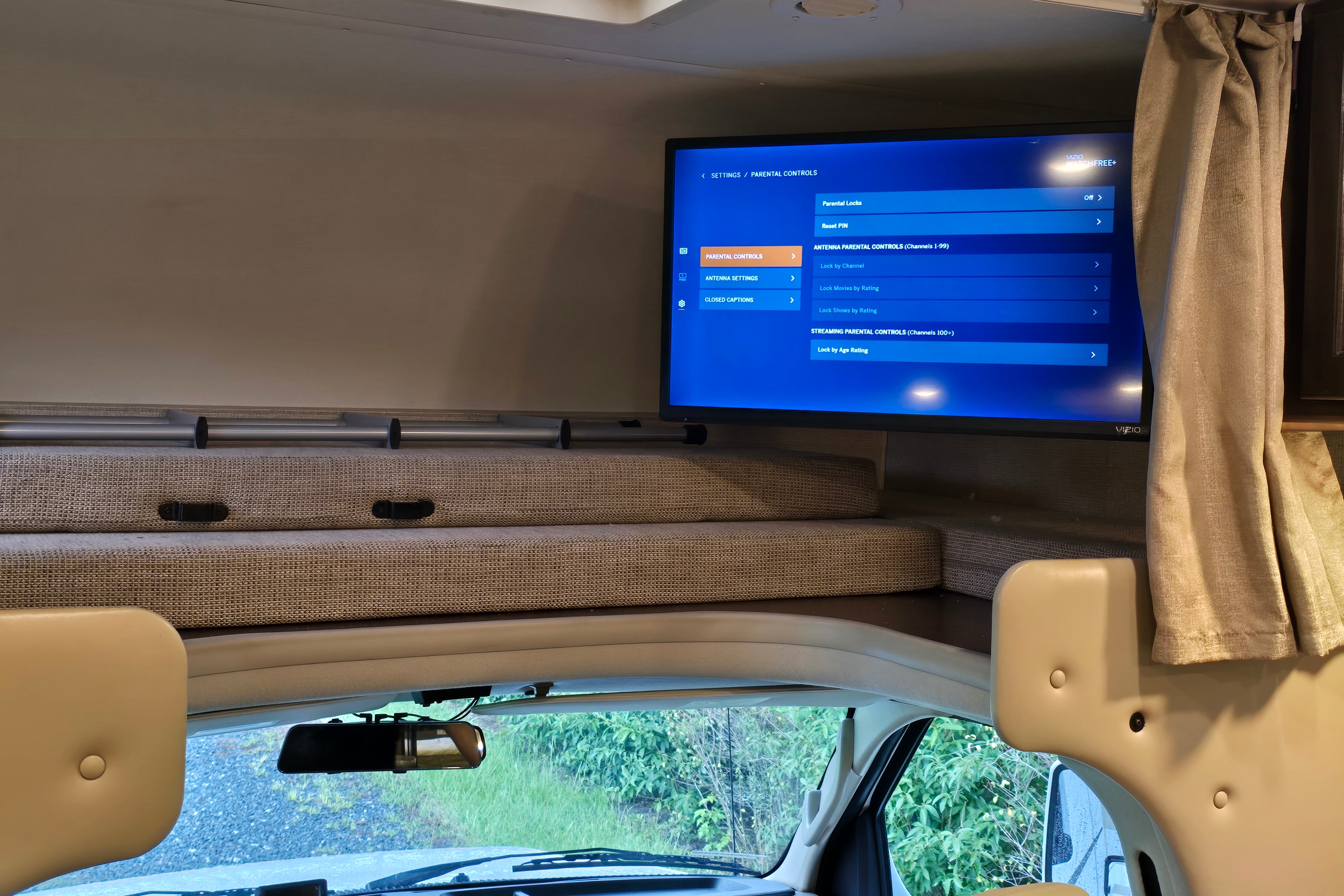 Thor Motor Coach Freedom Elite 30FE Bunkhous
