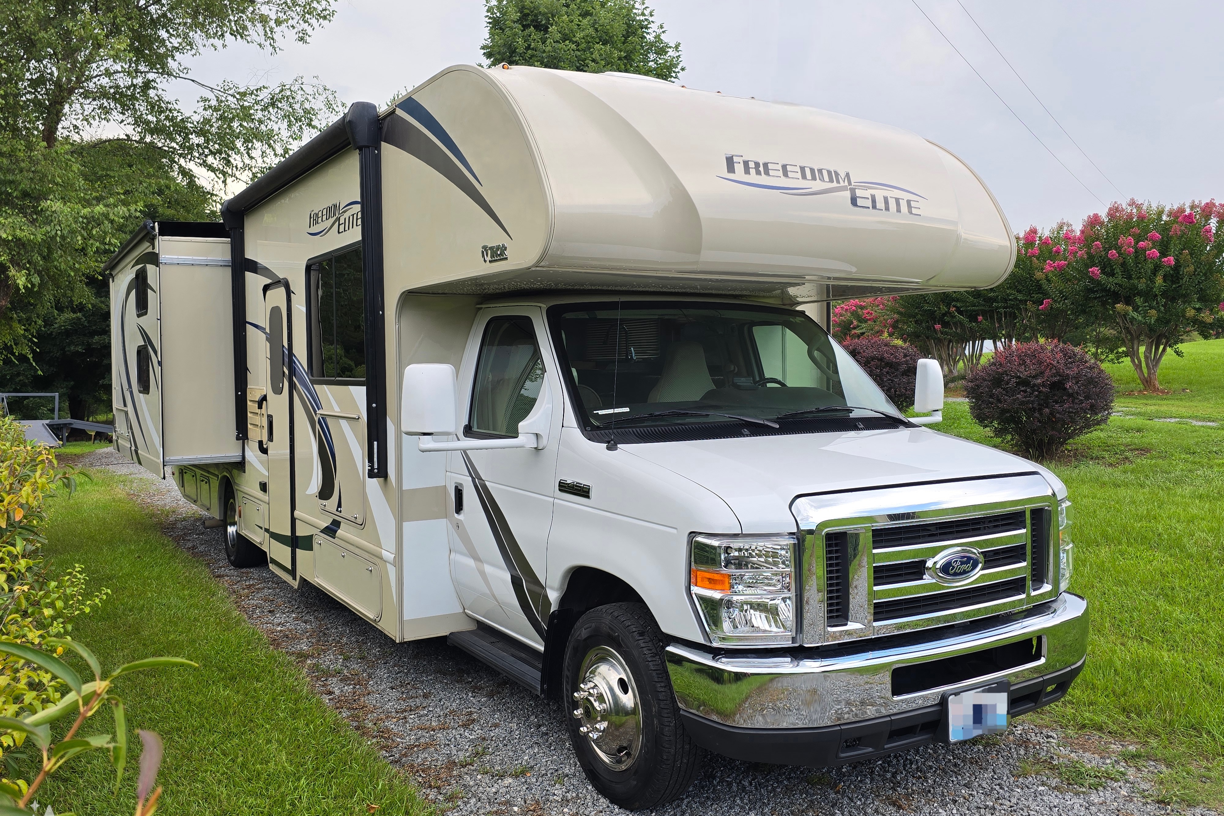 Thor Motor Coach Freedom Elite 30FE Bunkhous