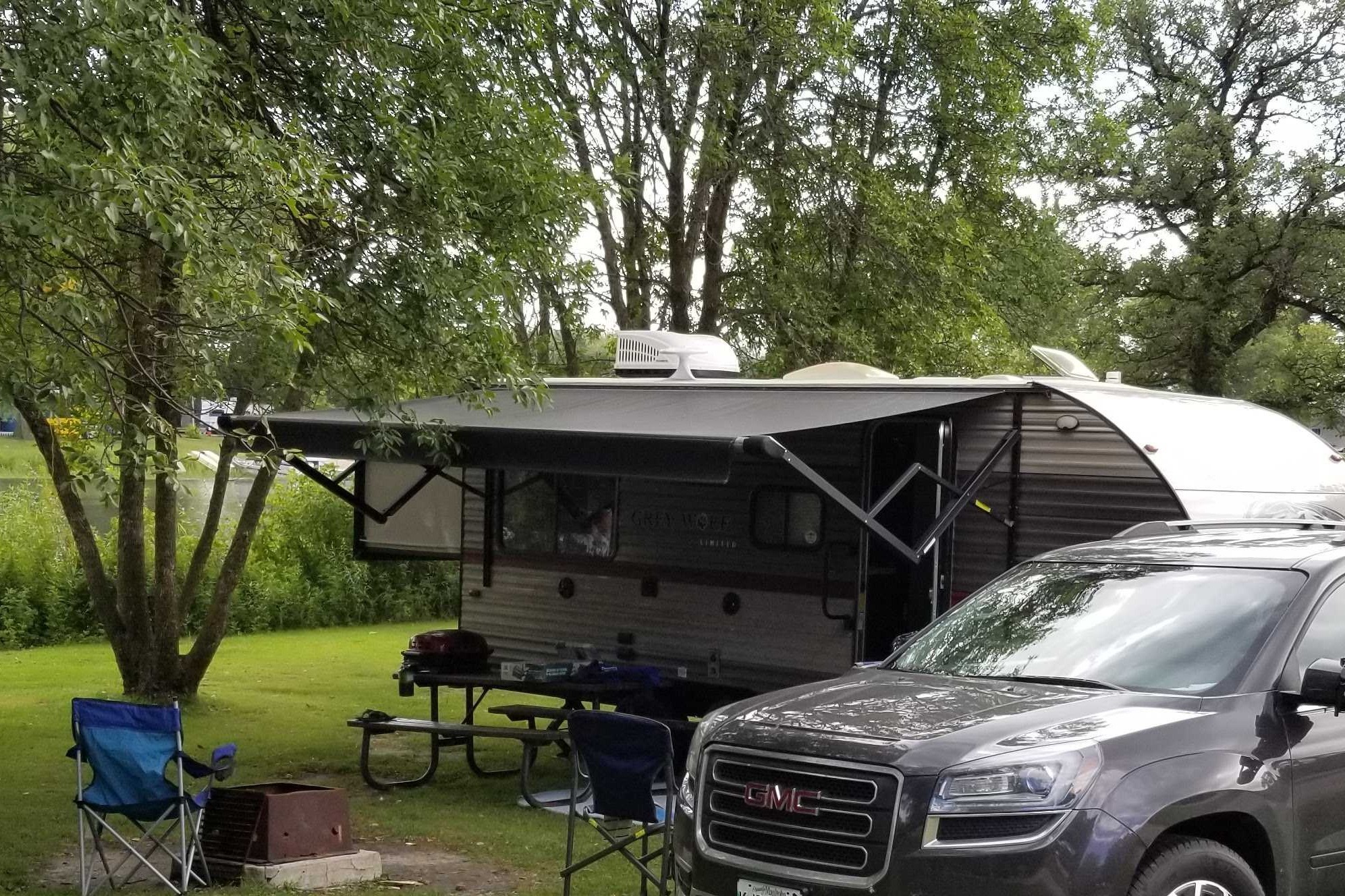 FR Grey Wolf Cherokee 24'