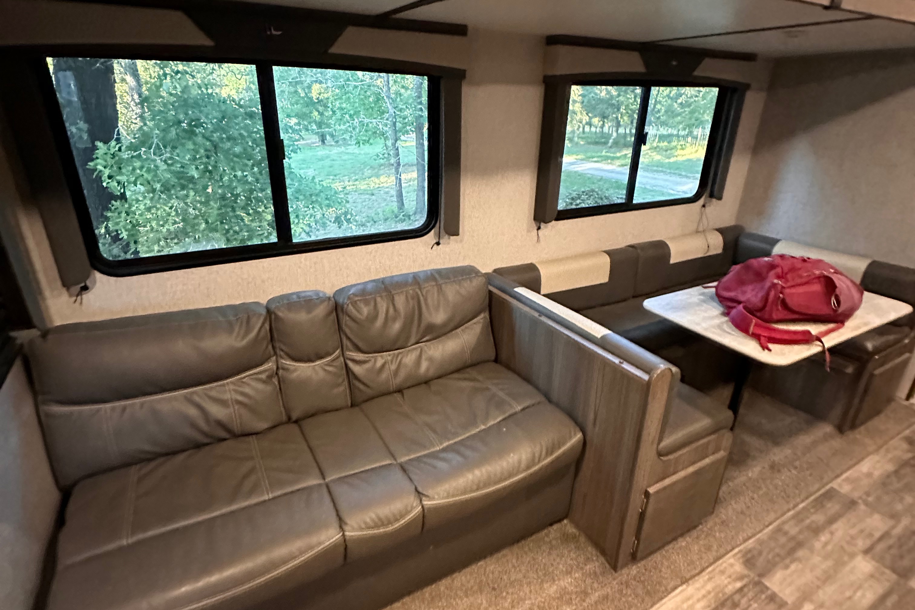 Jake's Crossroads Texan rb29 Travel Trailer
