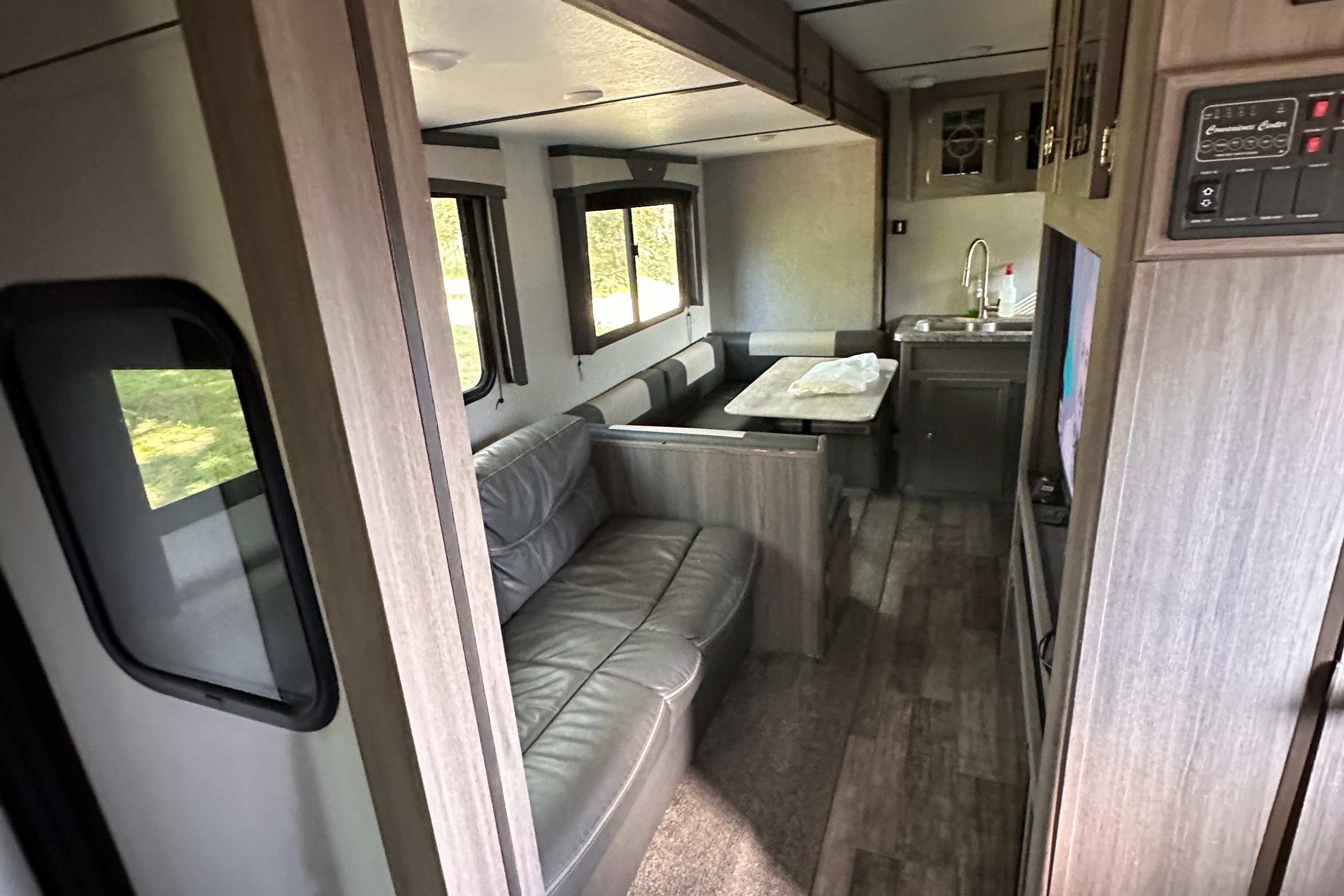 Jake's Crossroads Texan rb29 Travel Trailer