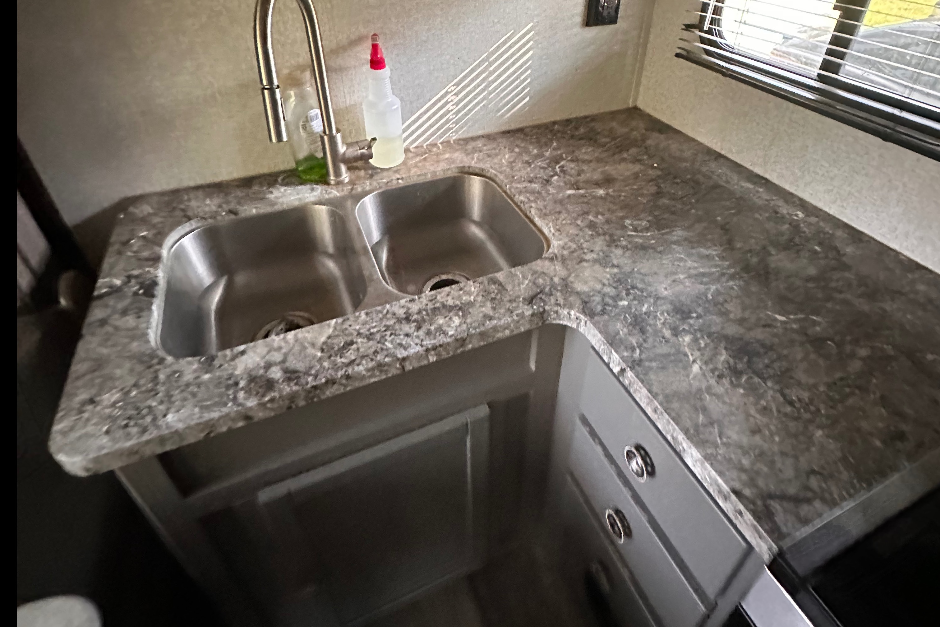 Jake's Crossroads Texan rb29 Travel Trailer