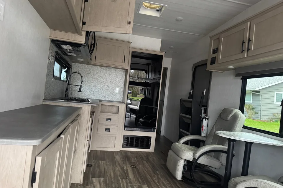 Kyle's Forest River Stealth 2730slx Toy Hauler