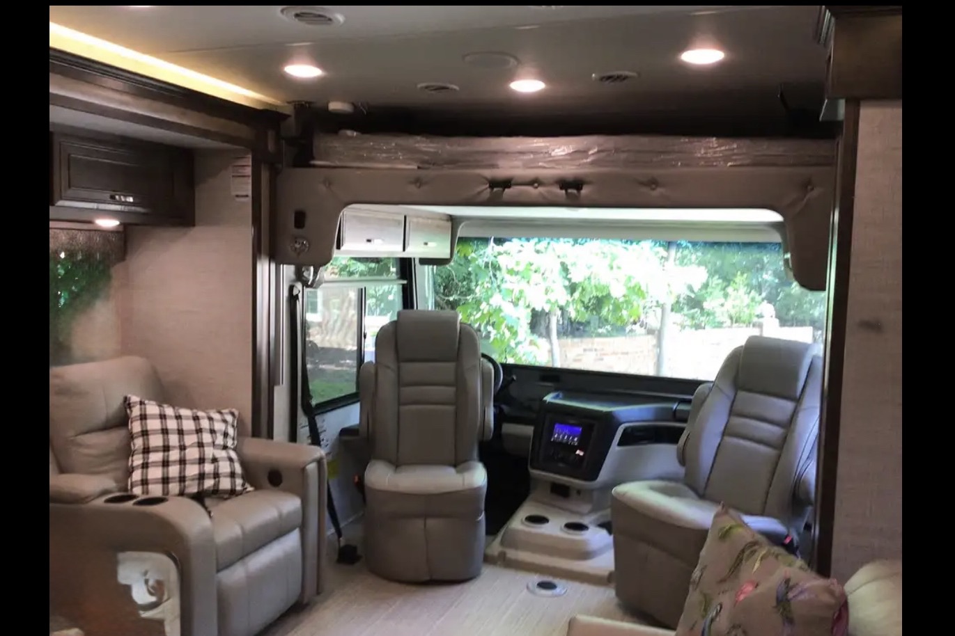 Baboo's Big Bus