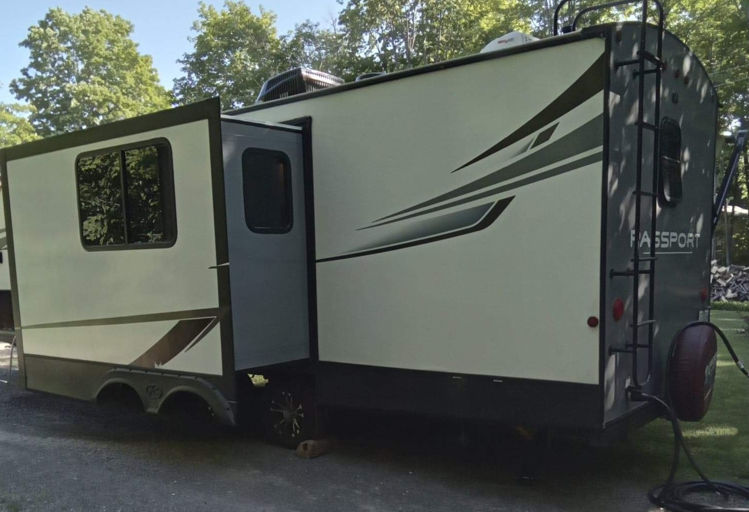 Meunier's Keystone  Passport GT Travel Trailer