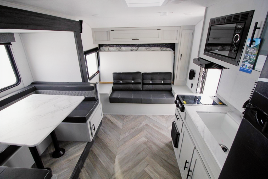 Tina’s Lightweight, Family fun Trailer!