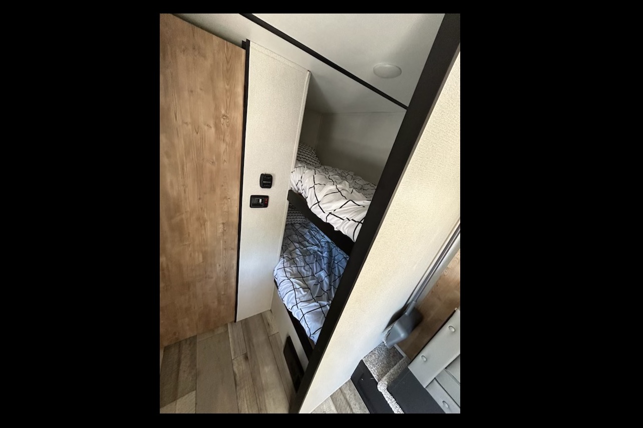 Keystone Springdale Travel Trailer Bunkbeds