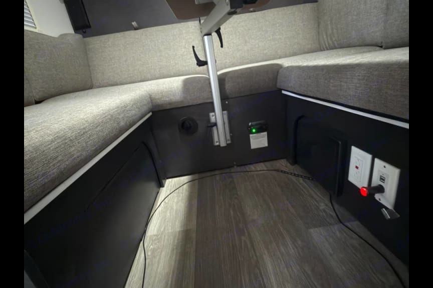 Cozy Luxury Light New nuCamp TAB 320 Orlando Delivery
