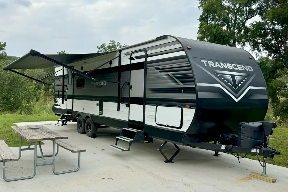 Spacious Grand Design Bunkhouse with Master Suite