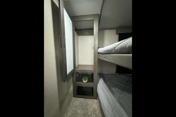 Spacious Grand Design Bunkhouse with Master Suite