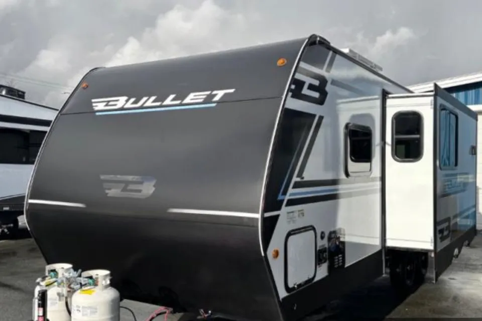Gabor's Keystone Bullet classic 2240 RKWE Travel Trailer