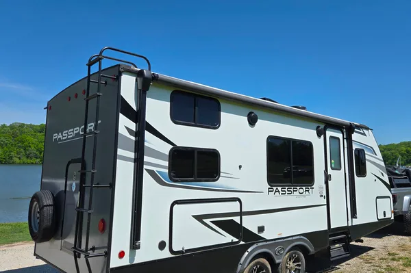 Paul's Keystone Passport SL 219 BH Travel Trailer