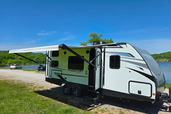 Paul's Keystone Passport SL 219 BH Travel Trailer