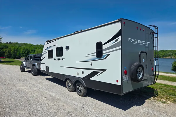Paul's Keystone Passport SL 219 BH Travel Trailer