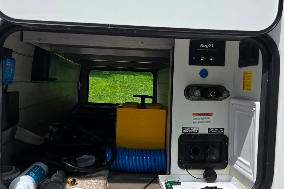 Paul's Keystone Passport SL 219 BH Travel Trailer