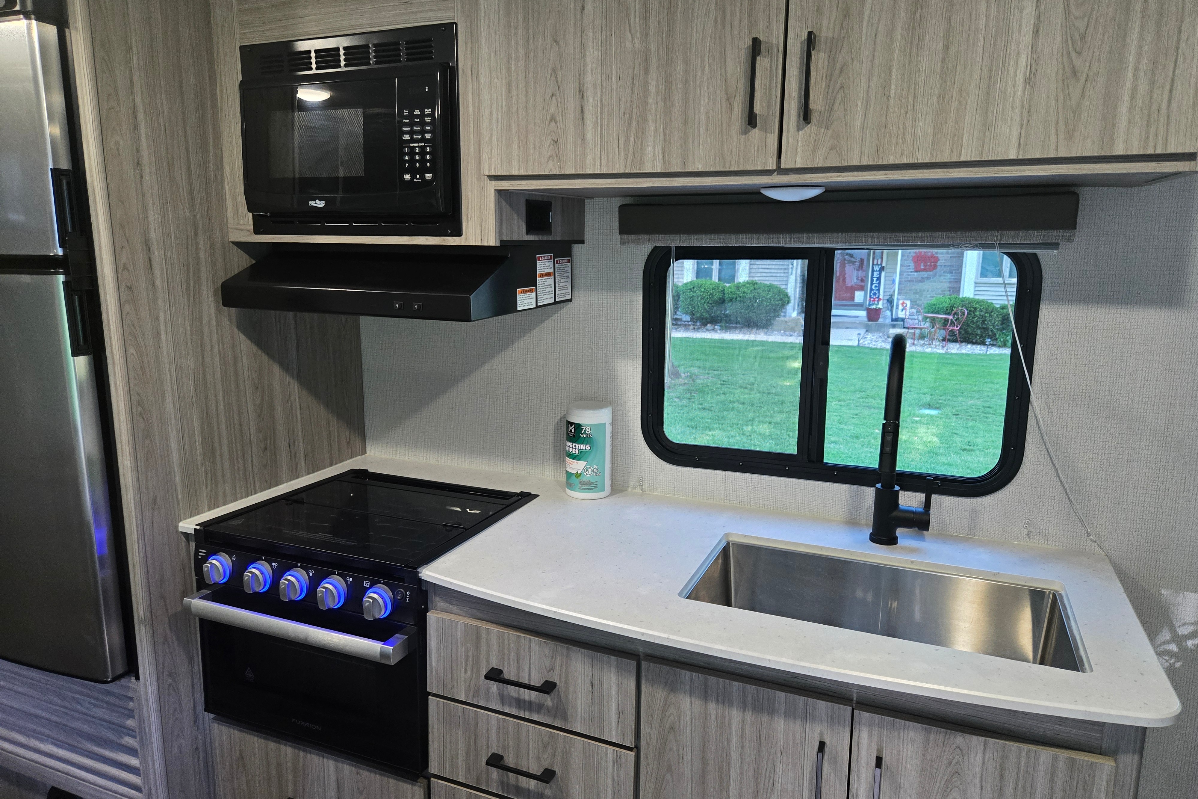 Paul's Keystone Passport SL 219 BH Travel Trailer