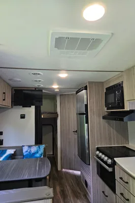 Paul's Keystone Passport SL 219 BH Travel Trailer