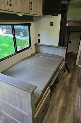 Paul's Keystone Passport SL 219 BH Travel Trailer