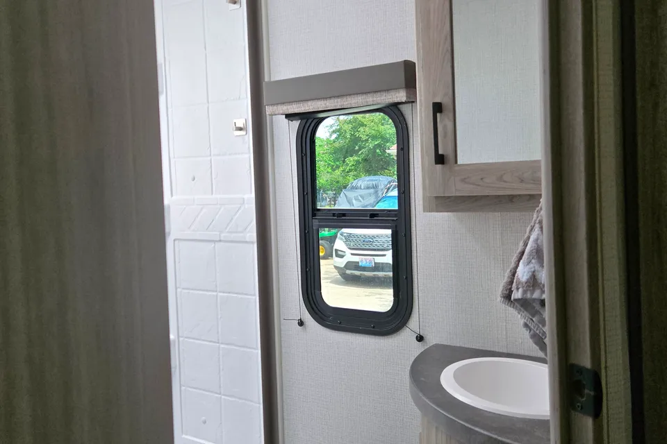 Paul's Keystone Passport SL 219 BH Travel Trailer