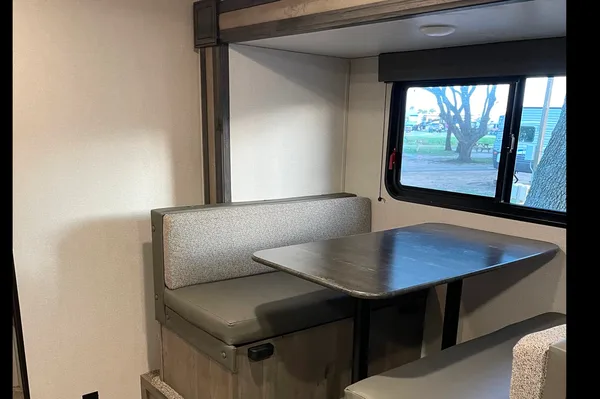 Rollin' with the Cravens - 2021 Springdale Bunkhouse