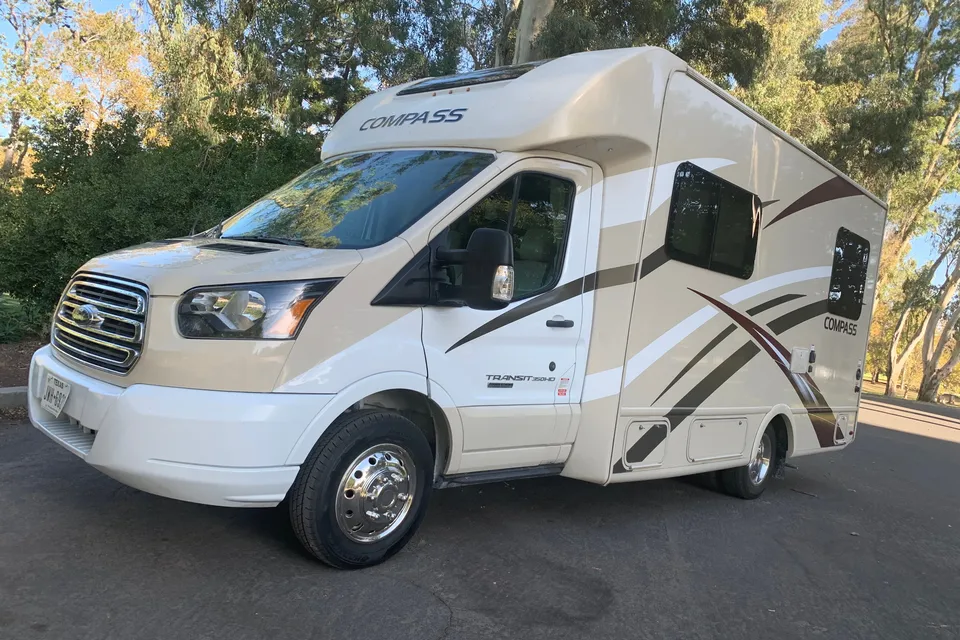Ryker's Thor Motor Coach Compass 2018