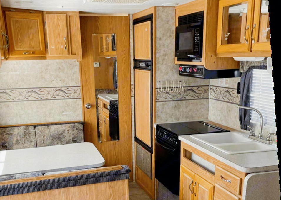 $150 per day  California Northwood Mfg Nash Fifth Wheel