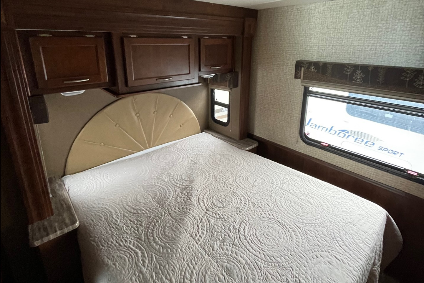 Coachmen 2016 31 pied pour 6