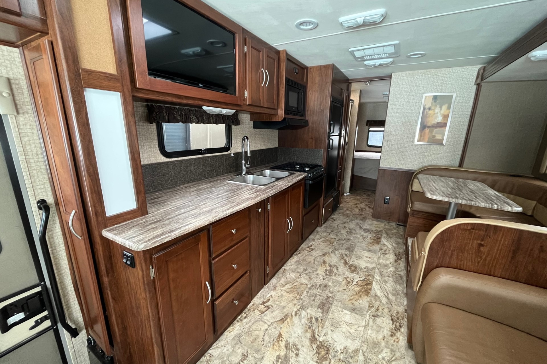 Coachmen 2016 31 pied pour 6
