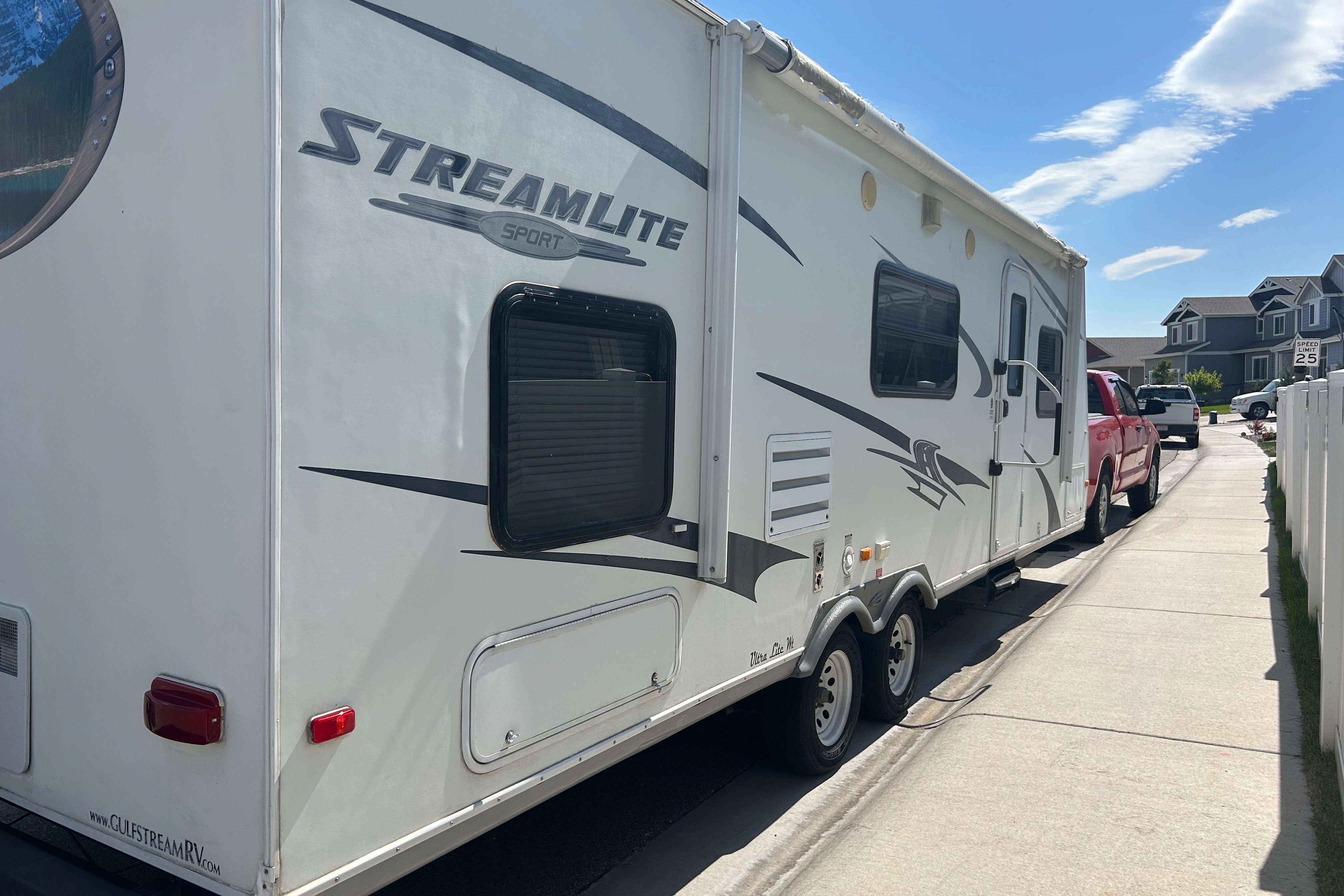 2011 Gulf Stream Stream Lite Sport-FULLY STOCKED!!!