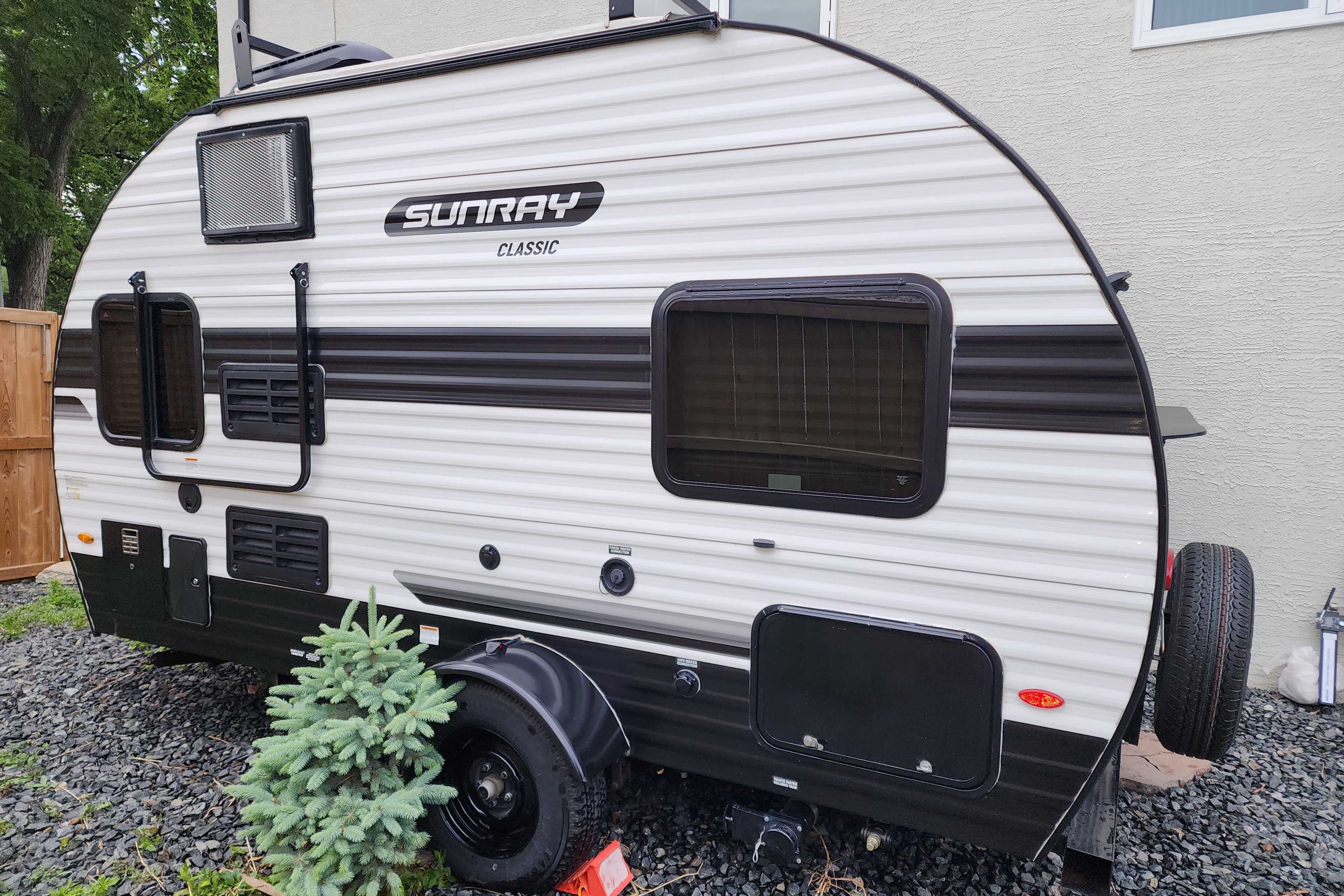 Sunray 149,Very Light Trailer!!!